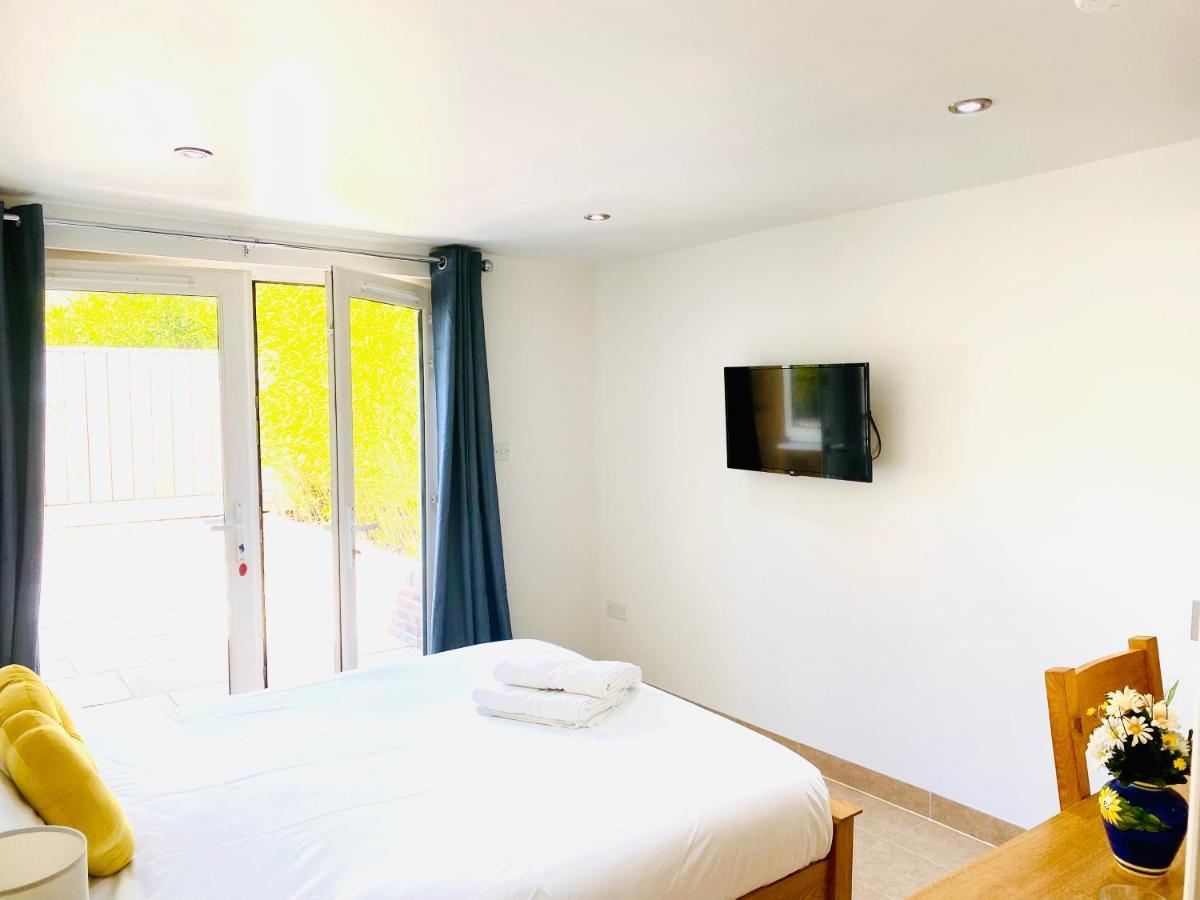 Amber Lodge Hickstead-C Хейвордс-Хит Экстерьер фото
