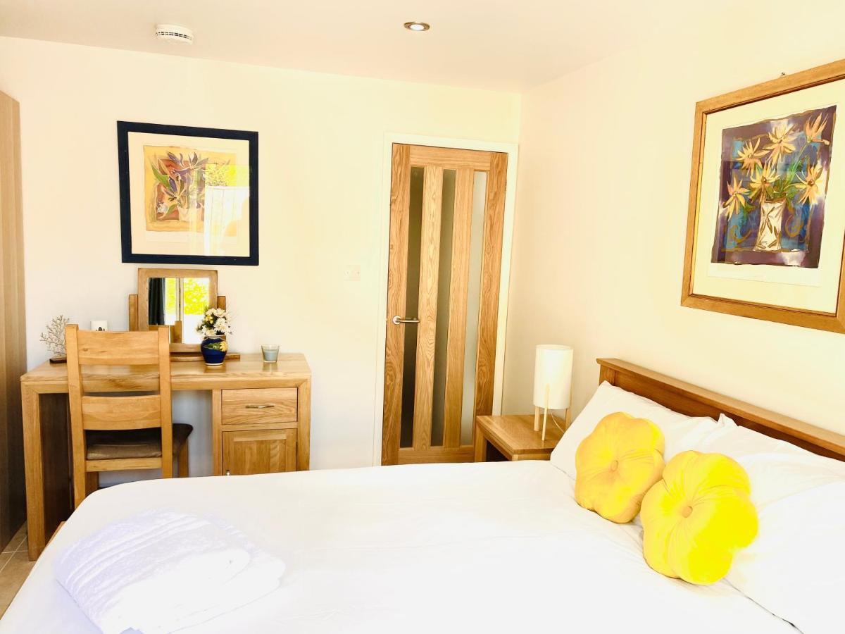 Amber Lodge Hickstead-C Хейвордс-Хит Экстерьер фото